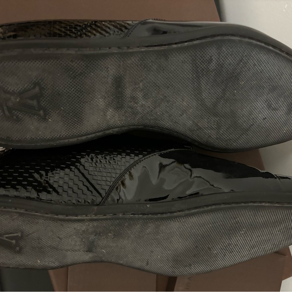 Louis Vuitton Patent leather Shoes - Picture 12 of 12